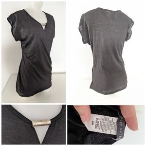 Chic Short Sleeve Black Tee W/ Metallic Piece Sz M